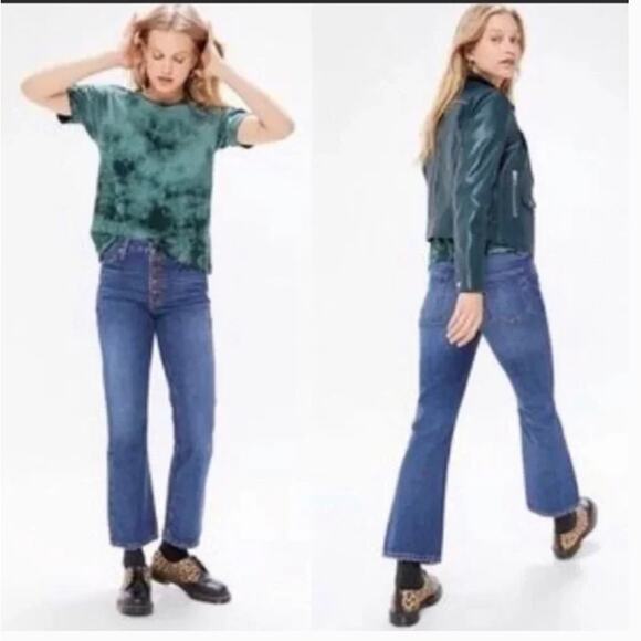 BDG Urban Outfitters Jeans Size 27 Vintage Bootcut Medium Wash Blue Button Fly - Picture 1 of 15